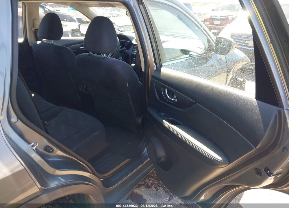 2016 NISSAN ROGUE S VIN: JN8AT2MT1GW026629