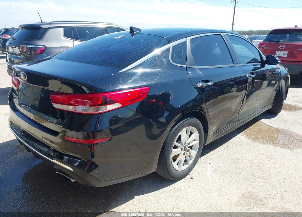 2019 KIA OPTIMA LX VIN: 5XXGT4L34KG279232