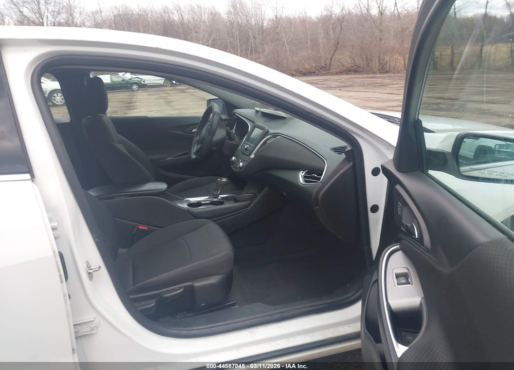 2017 CHEVROLET MALIBU 1LT VIN: 1G1ZE5ST6HF217177
