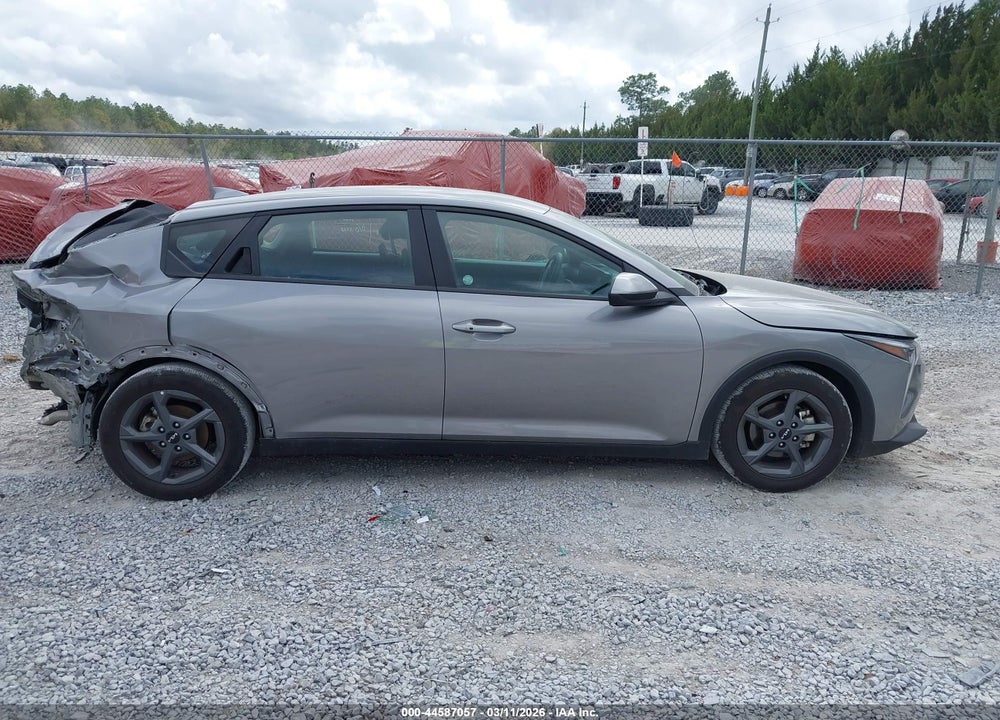 2025 KIA K4 LXS VIN: 3KPFT4DE9SE022488