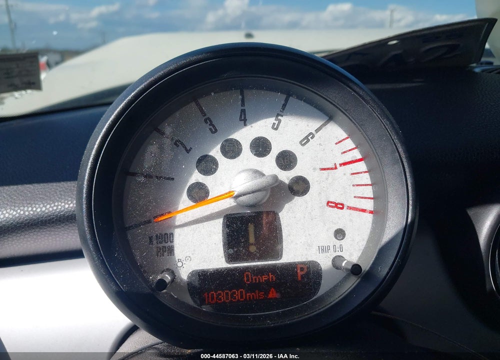 2013 MINI HARDTOP COOPER VIN: WMWSU3C5XDT688113