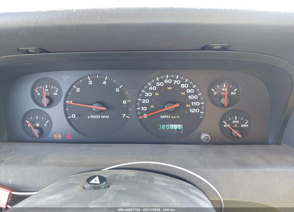 2000 JEEP GRAND CHEROKEE LAREDO VIN: 1J4G248S0YC144626
