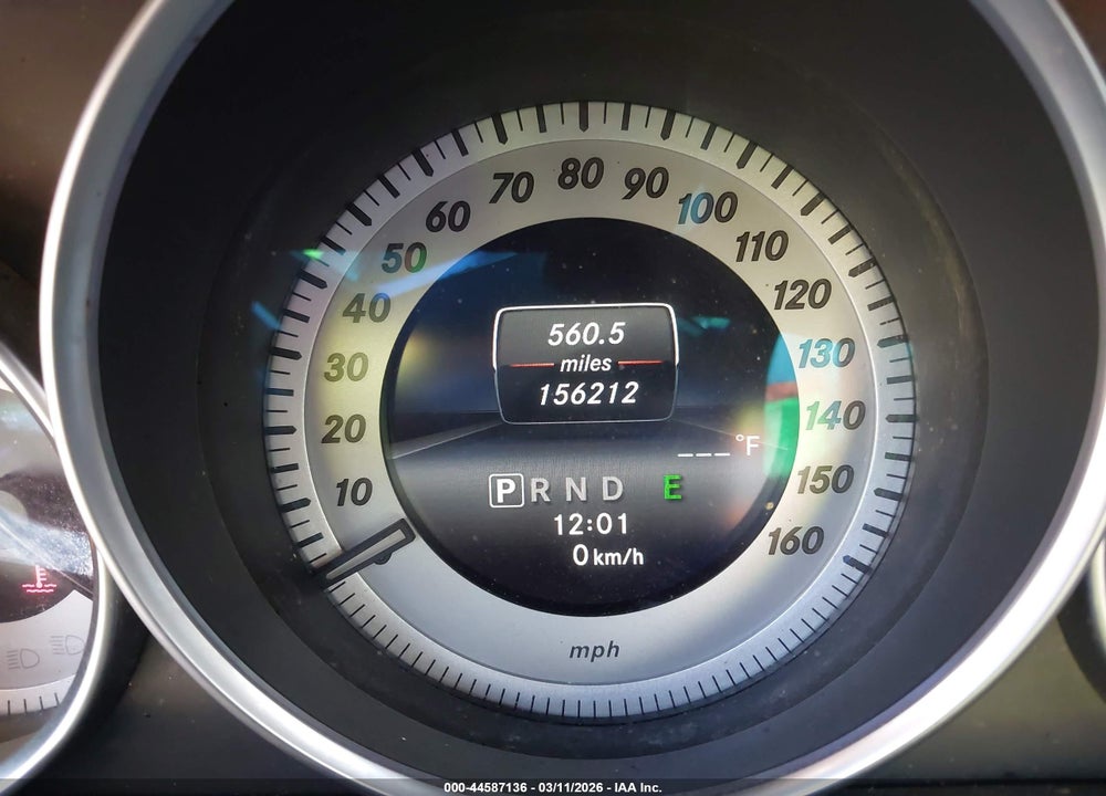 2014 MERCEDES-BENZ C CLASS VIN: WDDGJ4HB8EG183709
