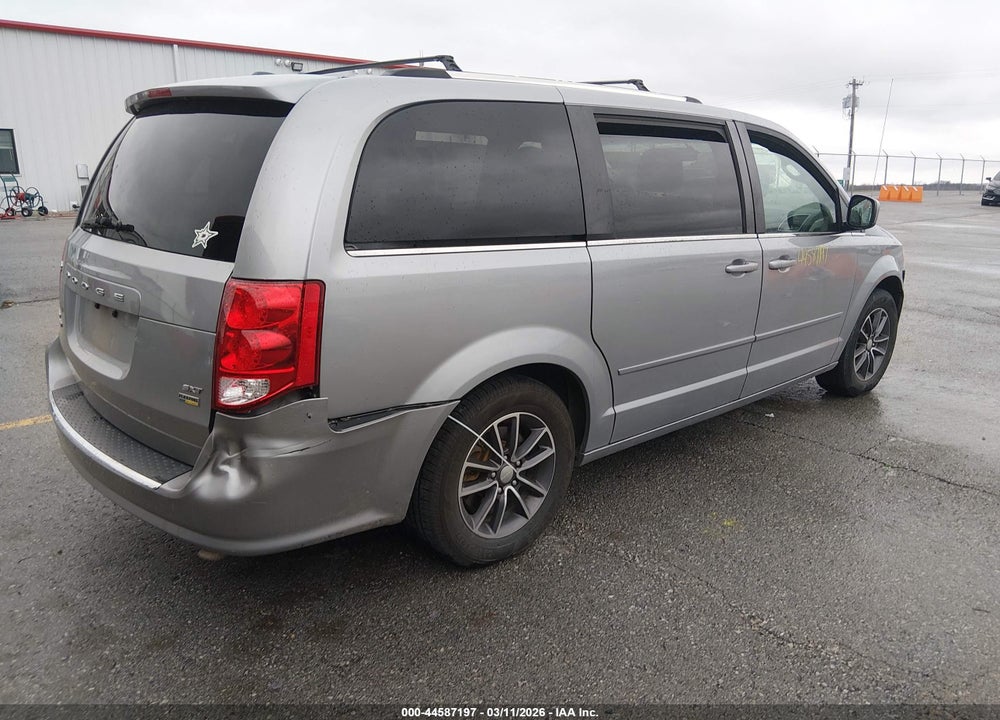 2017 DODGE GRAND CARAVAN SXT VIN: 2C4RDGCG7HR813348