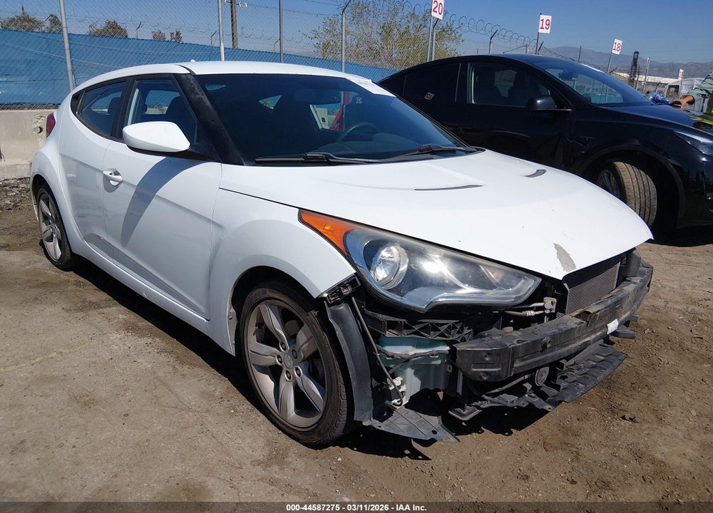 2013 HYUNDAI VELOSTER BASE W/BLACK VIN: KMHTC6AD2DU133667