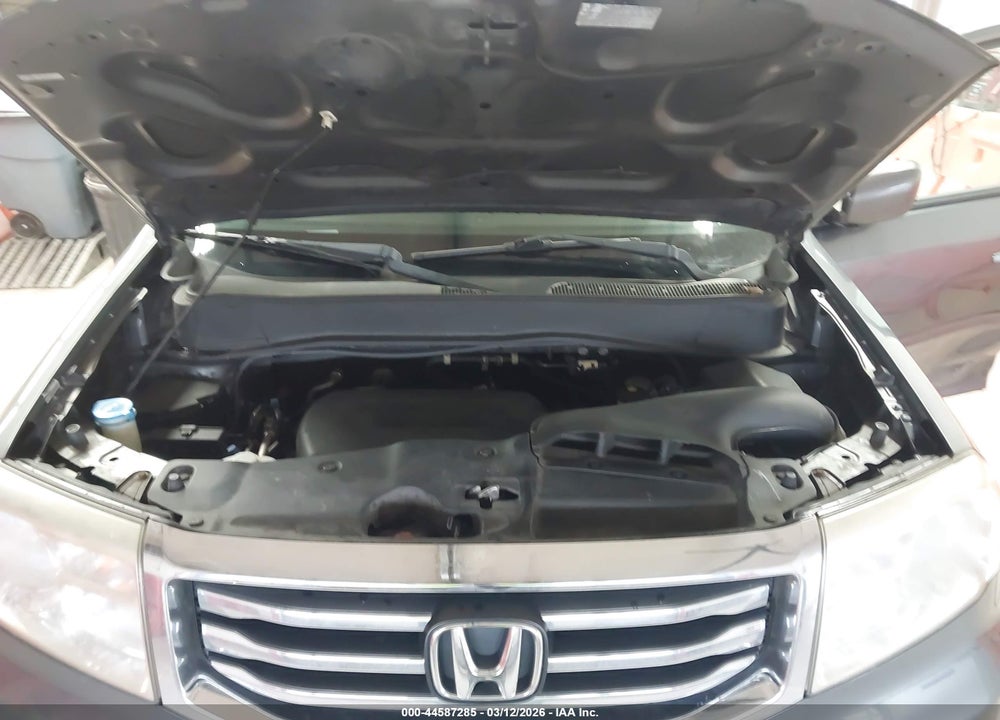 2012 HONDA PILOT EX VIN: 5FNYF4H42CB052705