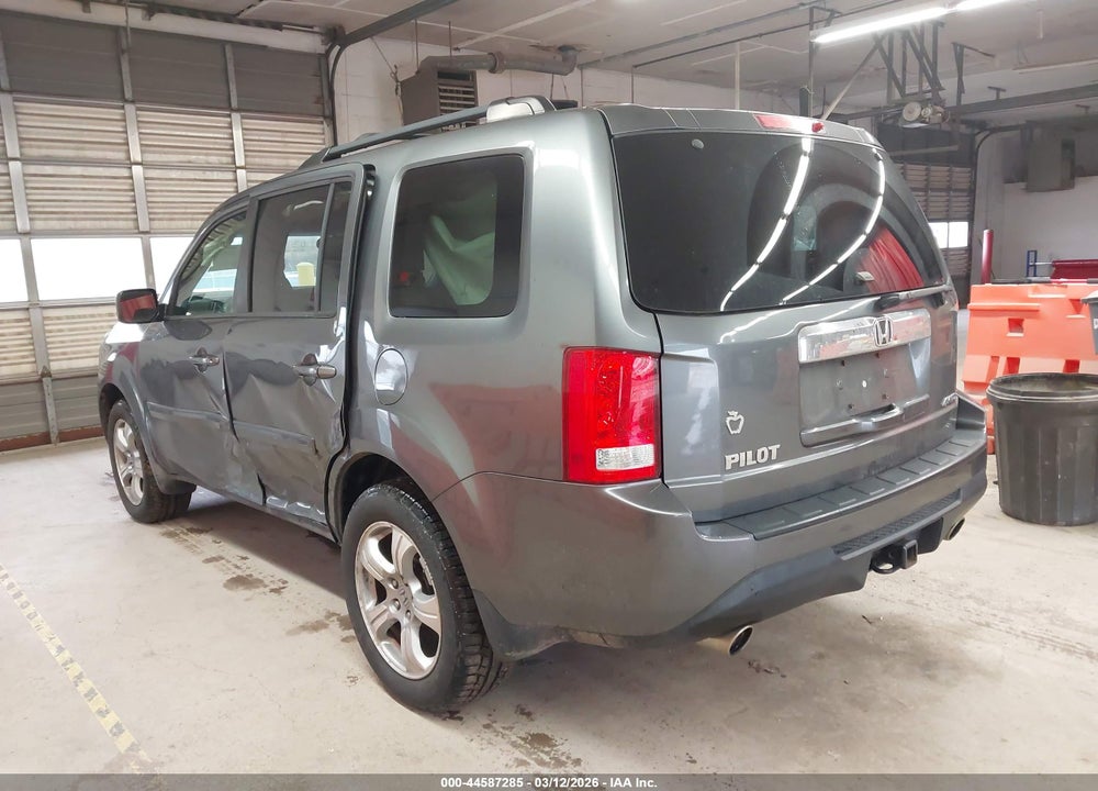 2012 HONDA PILOT EX VIN: 5FNYF4H42CB052705