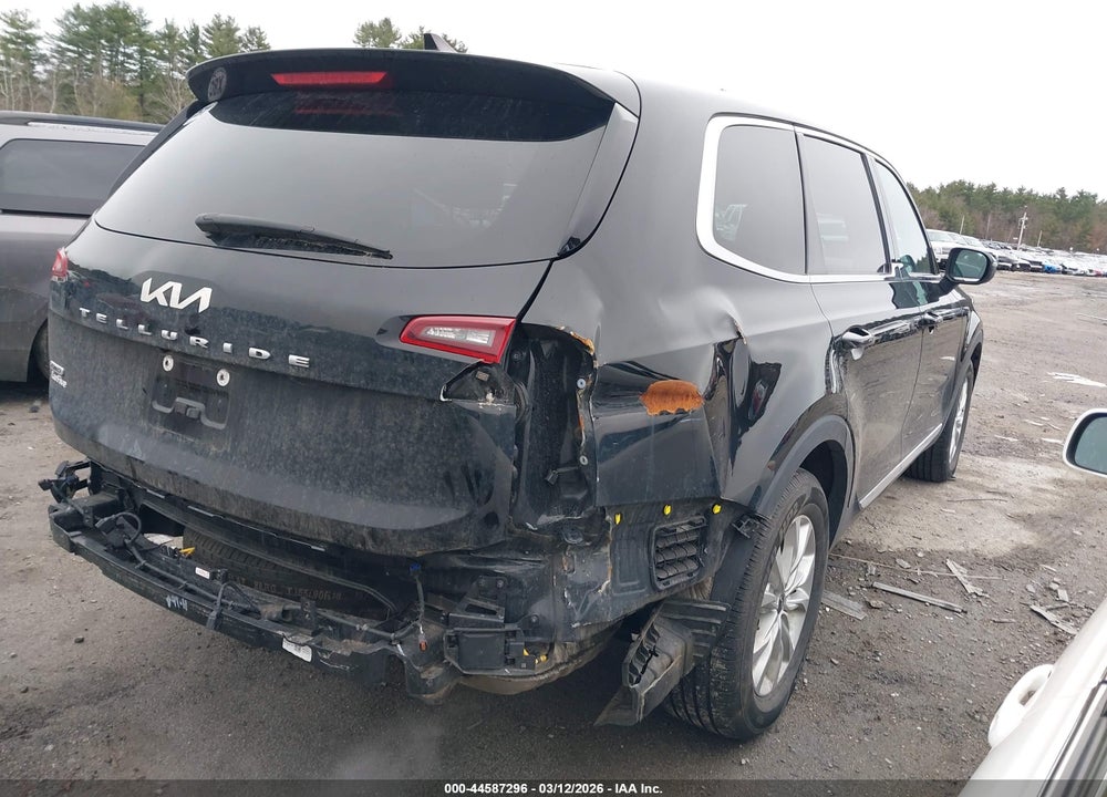 2022 KIA TELLURIDE LX VIN: 5XYP2DHCXNG241788