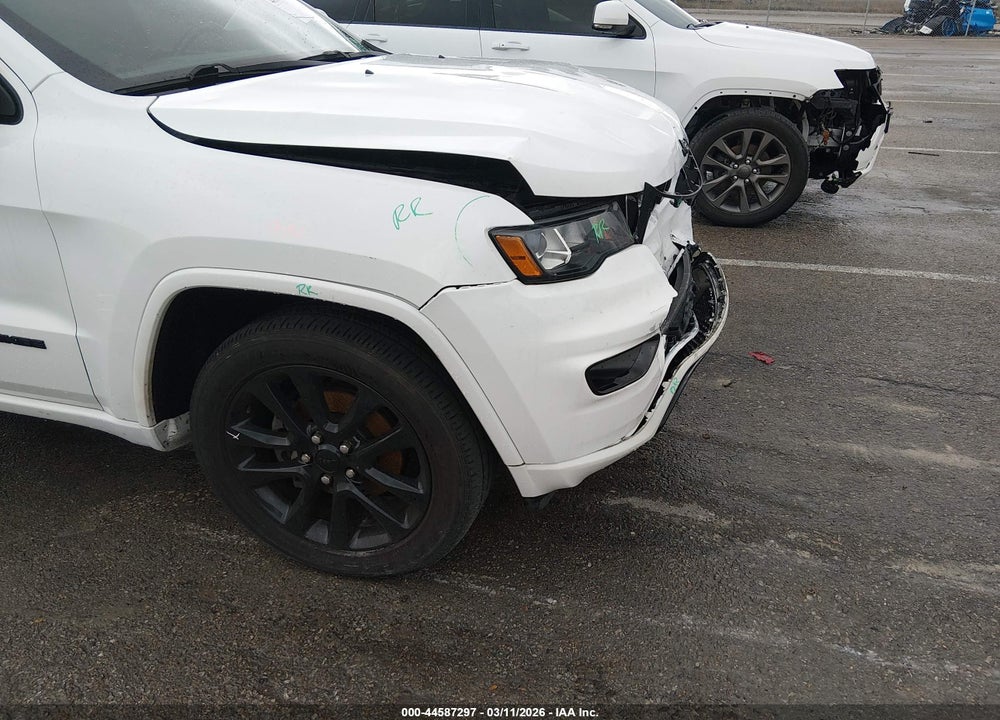 2019 JEEP GRAND CHEROKEE ALTITUDE 4X2 VIN: 1C4RJEAG2KC835984