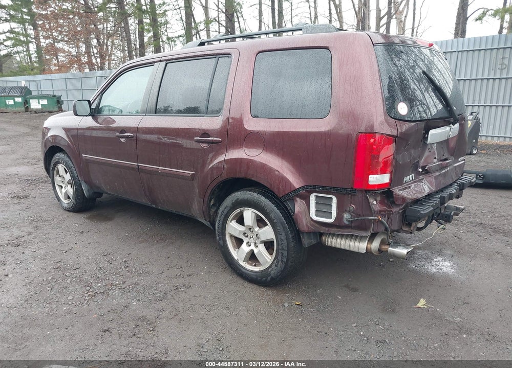 2011 HONDA PILOT EX-L VIN: 5FNYF4H58BB047368