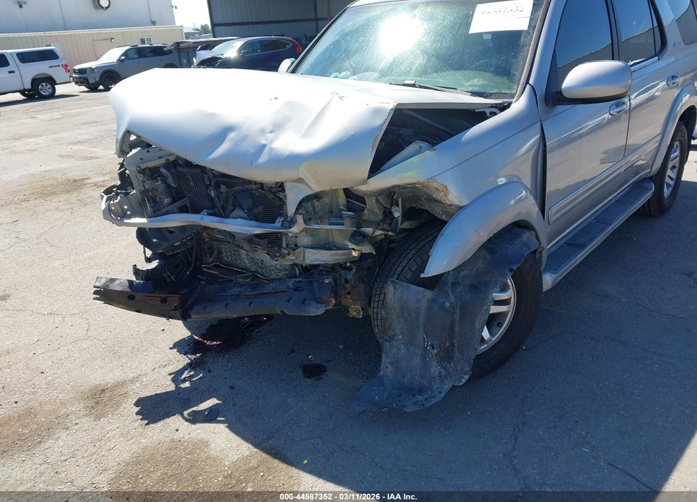 2004 TOYOTA SEQUOIA LIMITED V8 VIN: 5TDZT38A24S232020
