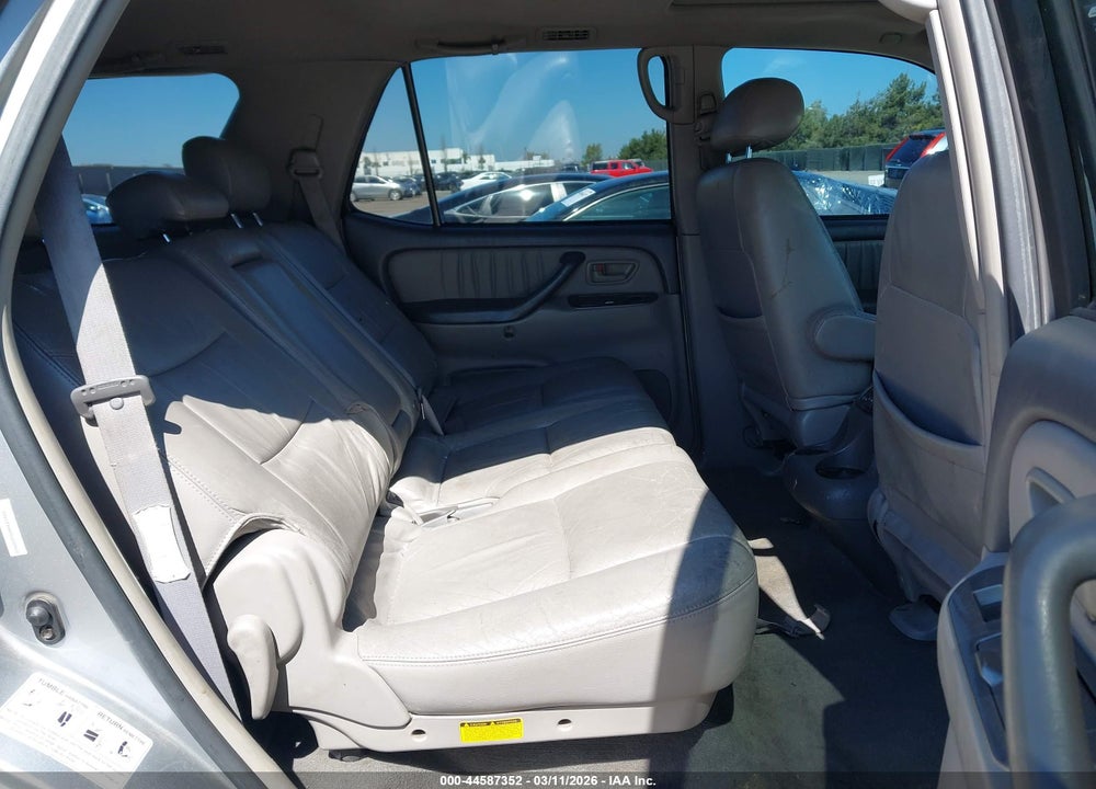 2004 TOYOTA SEQUOIA LIMITED V8 VIN: 5TDZT38A24S232020