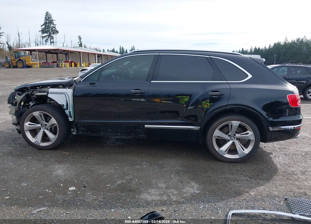 2018 BENTLEY BENTAYGA ACTIVITY EDITION/BLACK EDITION/MULLINER/ONYX EDITION/W12 VIN: SJAAC4ZV5JC019453