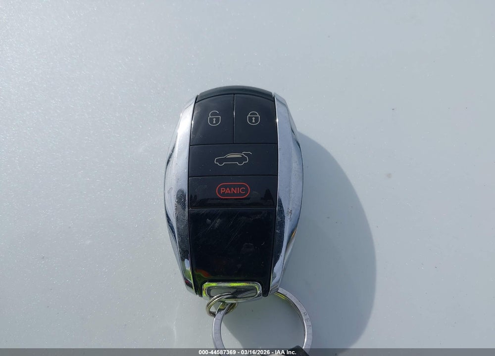 2018 BENTLEY BENTAYGA ACTIVITY EDITION/BLACK EDITION/MULLINER/ONYX EDITION/W12 VIN: SJAAC4ZV5JC019453