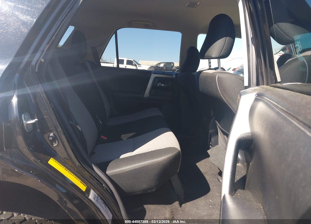 2018 TOYOTA 4RUNNER SR5 VIN: JTEZU5JR2J5177980