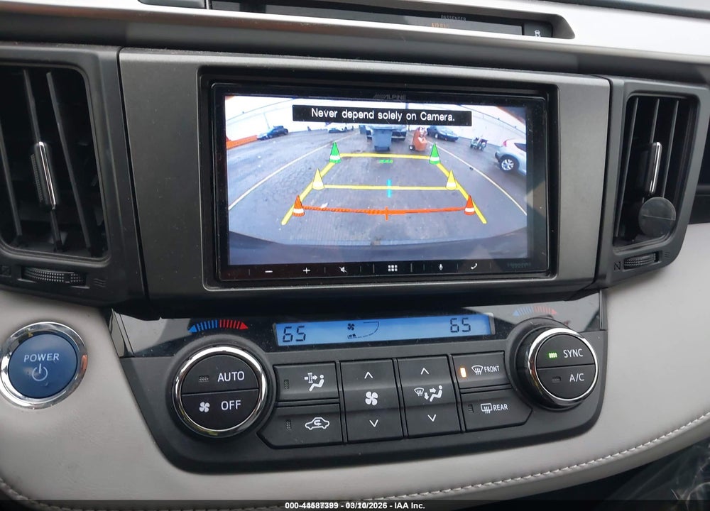 2016 TOYOTA RAV4 HYBRID XLE VIN: JTMRJREV5GD059268