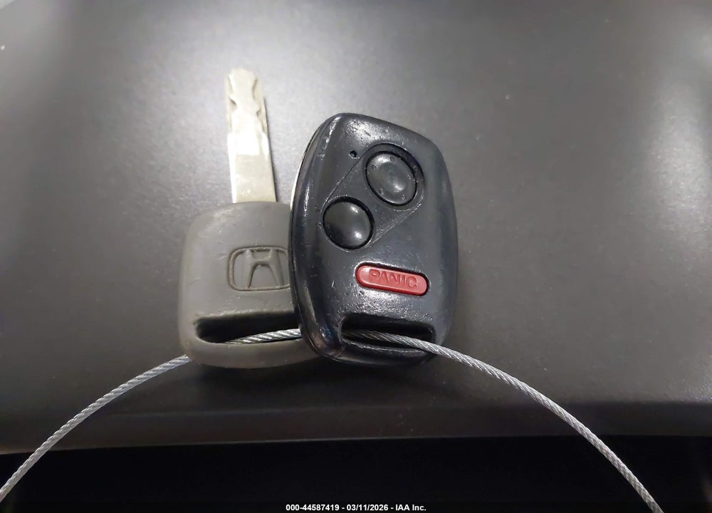 2009 HONDA CIVIC LX VIN: 2HGFG11619H505084
