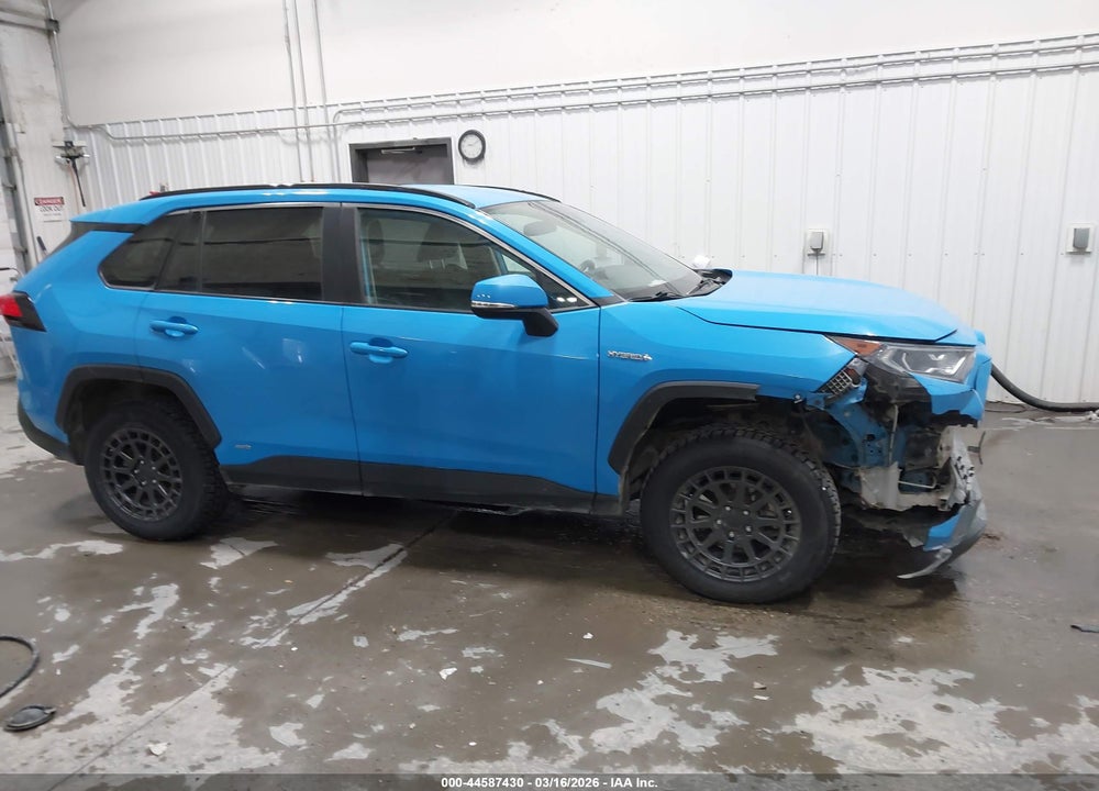 2021 TOYOTA RAV4 HYBRID XLE VIN: 2T3R6RFV0MW015077