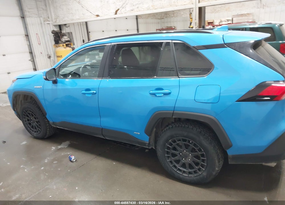 2021 TOYOTA RAV4 HYBRID XLE VIN: 2T3R6RFV0MW015077