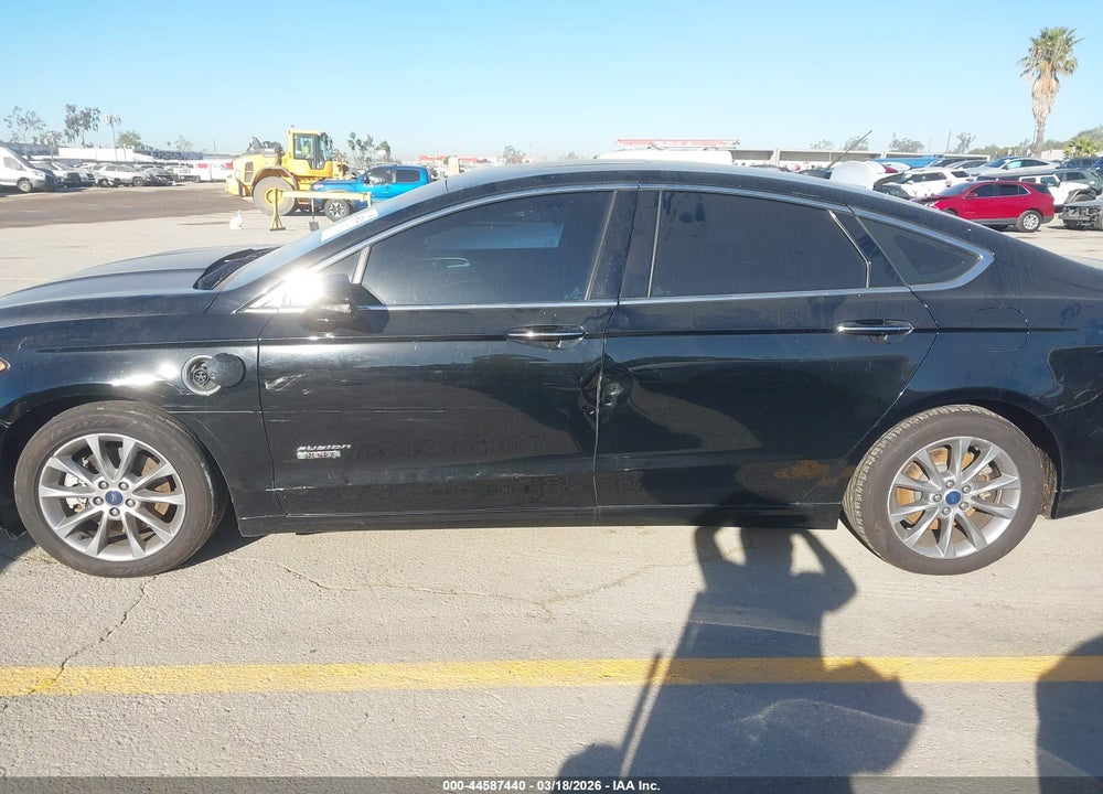 2017 FORD FUSION ENERGI SE LUXURY VIN: 3FA6P0PU3HR329873