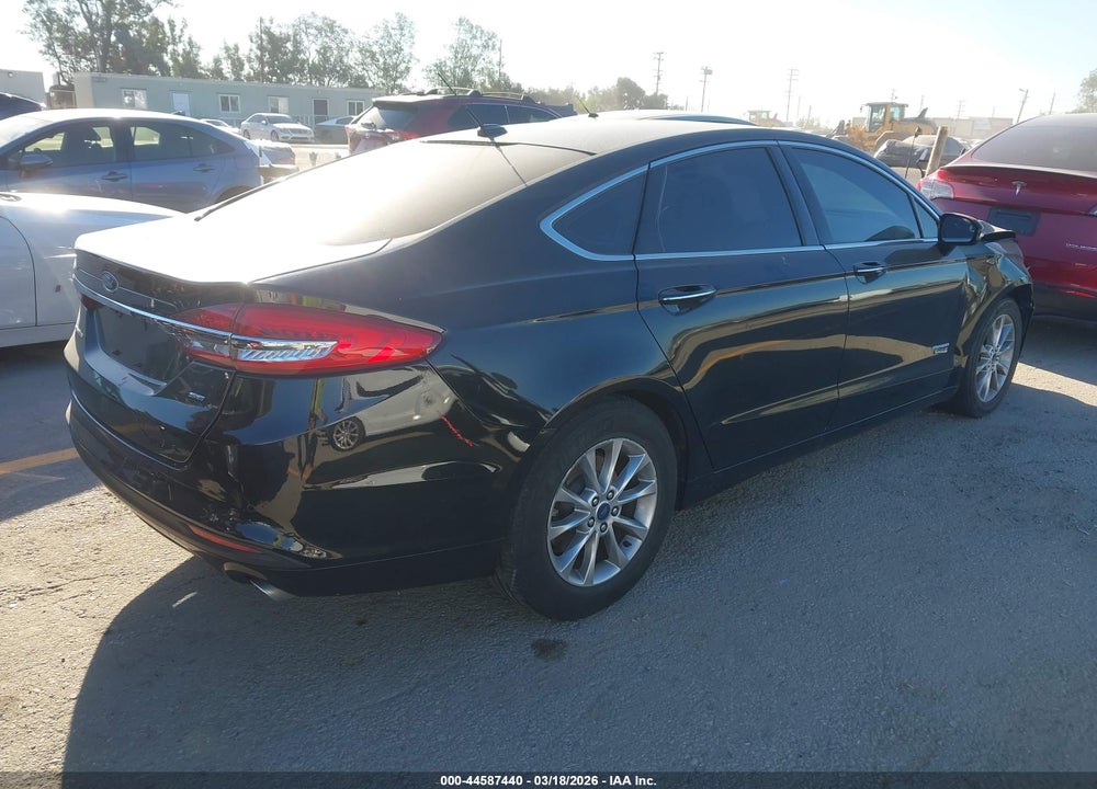2017 FORD FUSION ENERGI SE LUXURY VIN: 3FA6P0PU3HR329873