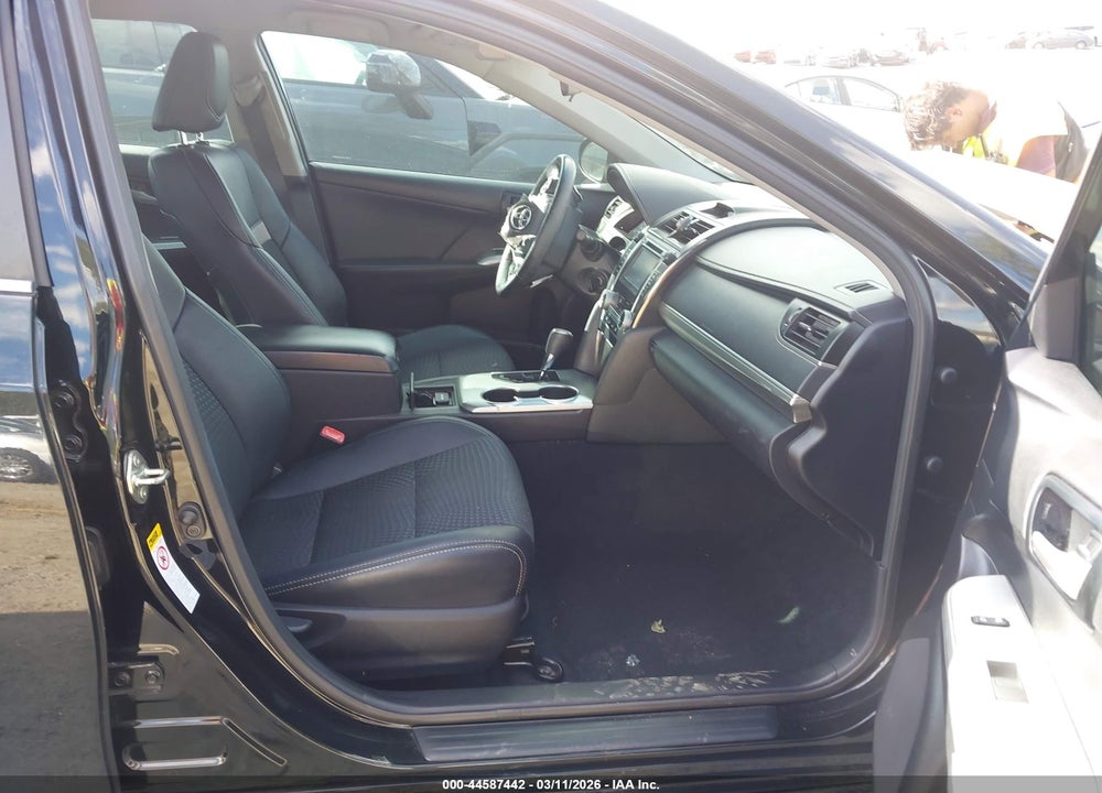 2014 TOYOTA CAMRY SE VIN: 4T1BF1FK0EU439443