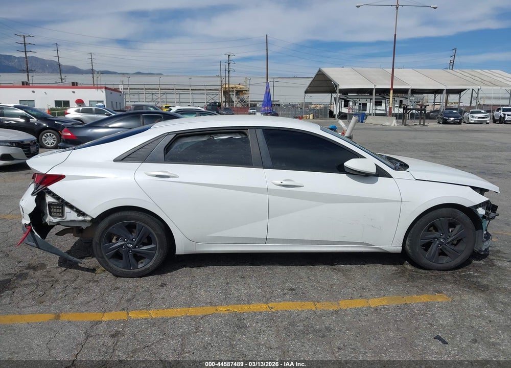2021 HYUNDAI ELANTRA SEL VIN: 5NPLM4AG8MH001734