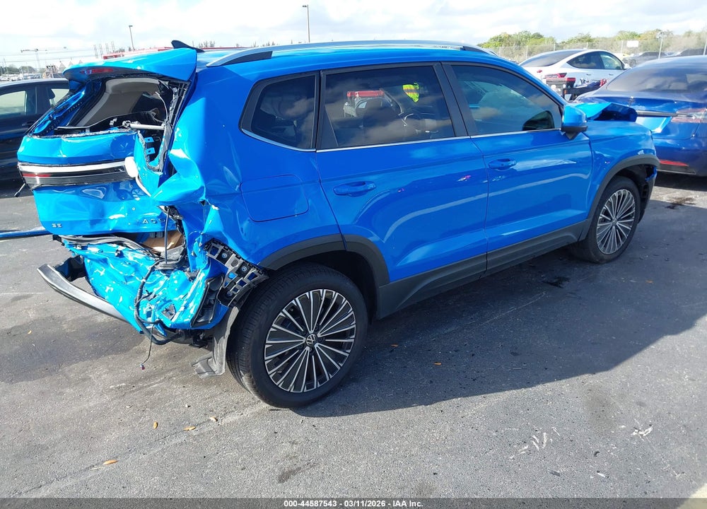 2025 VOLKSWAGEN TAOS 1.5T SE VIN: 3VVEC7B22SM026587