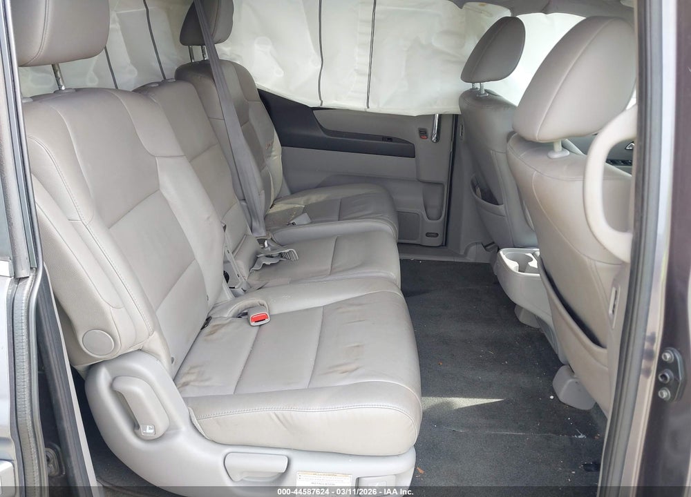 2016 HONDA ODYSSEY EX-L VIN: 5FNRL5H69GB017105