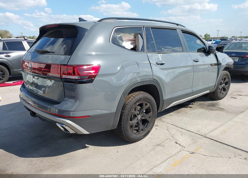 2025 VOLKSWAGEN ATLAS 2.0T PEAK EDITION VIN: 1V2CR2CA1SC563223