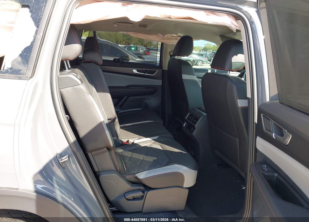 2025 VOLKSWAGEN ATLAS 2.0T PEAK EDITION VIN: 1V2CR2CA1SC563223