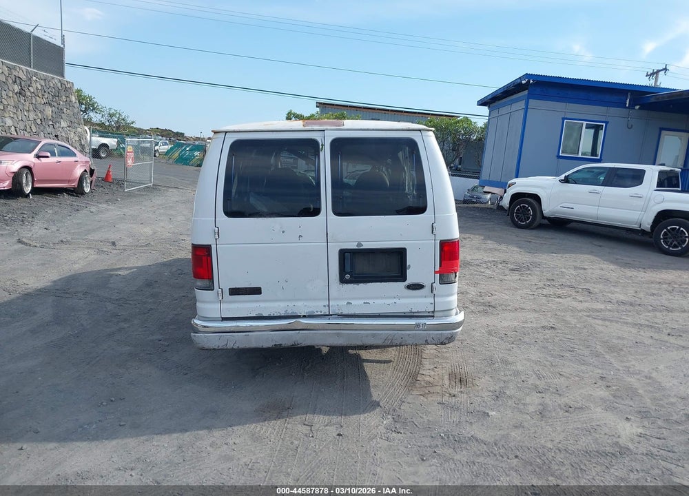 2004 FORD E-350 SUPER DUTY XL/XLT VIN: 1FBSS31L24HA34580