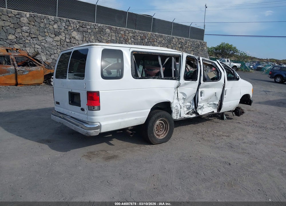 2004 FORD E-350 SUPER DUTY XL/XLT VIN: 1FBSS31L24HA34580