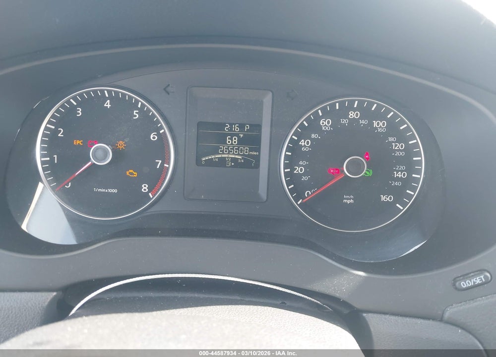 2013 VOLKSWAGEN JETTA 2.5L SE VIN: 3VWDP7AJ4DM291552