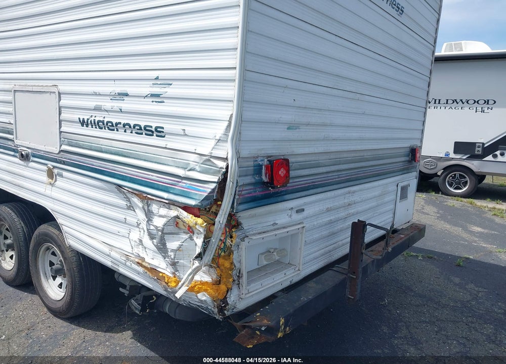 1997 FLEETWOOD WILDERNESS 19LE VIN: 1ED1E1923V1572574