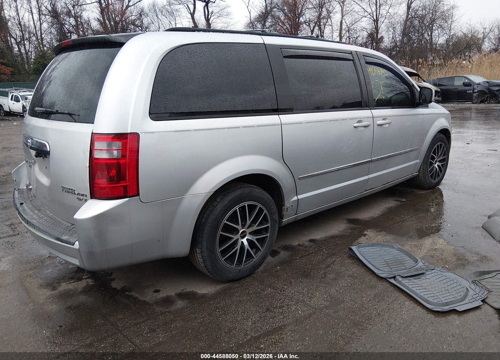 2010 DODGE GRAND CARAVAN SXT VIN: 2D4RN5D16AR131100