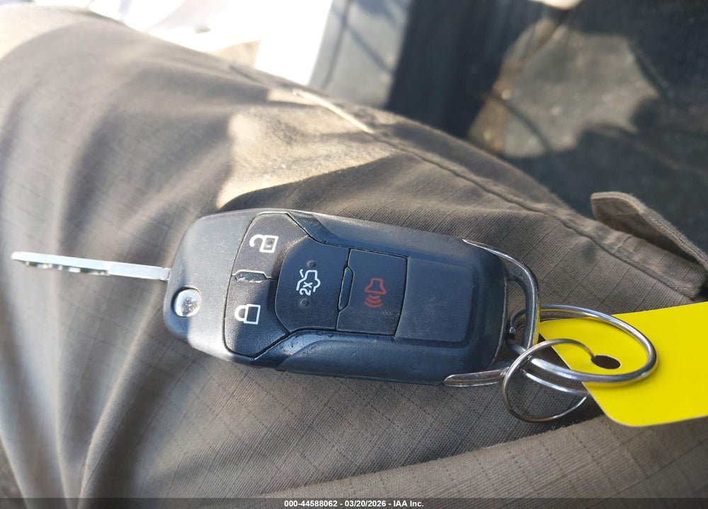 2013 FORD FUSION SE VIN: 3FA6P0HR1DR121690