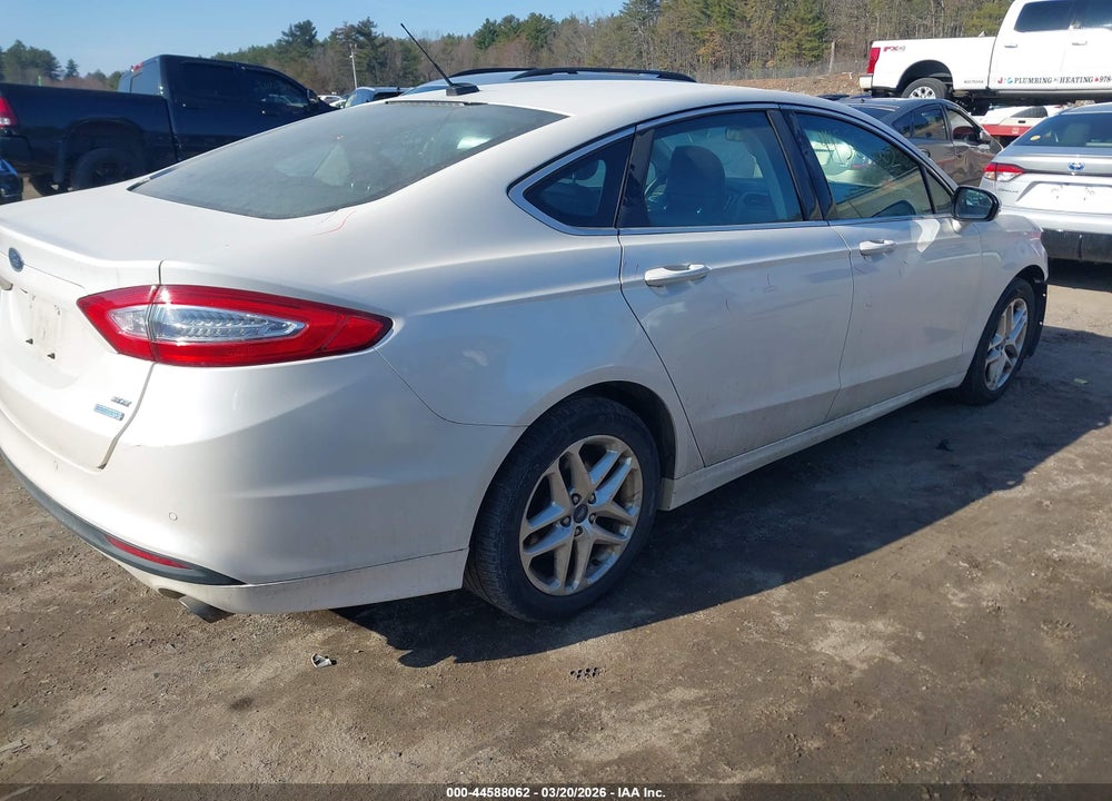 2013 FORD FUSION SE VIN: 3FA6P0HR1DR121690