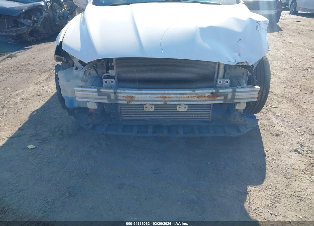 2013 FORD FUSION SE VIN: 3FA6P0HR1DR121690