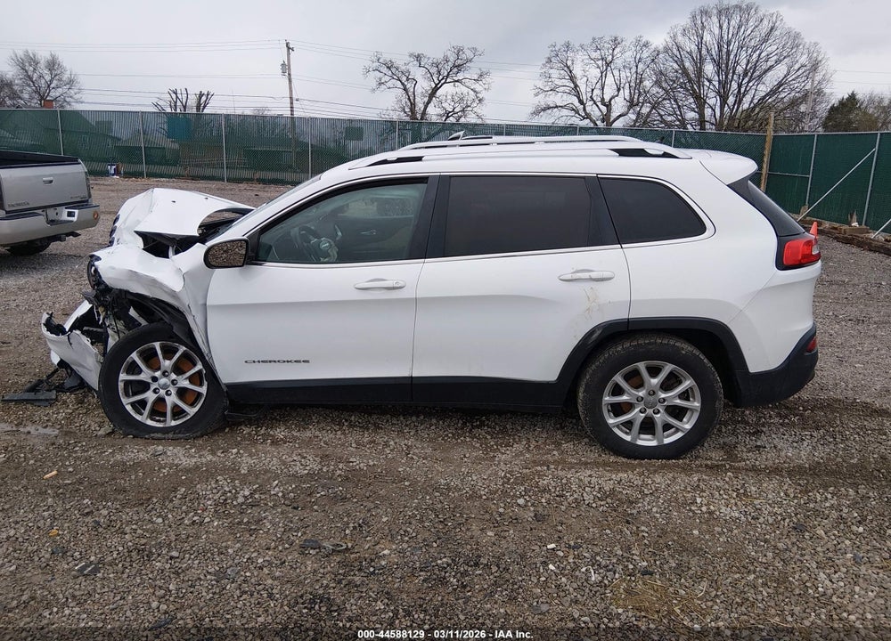 2015 JEEP CHEROKEE LATITUDE VIN: 1C4PJLCB3FW611589