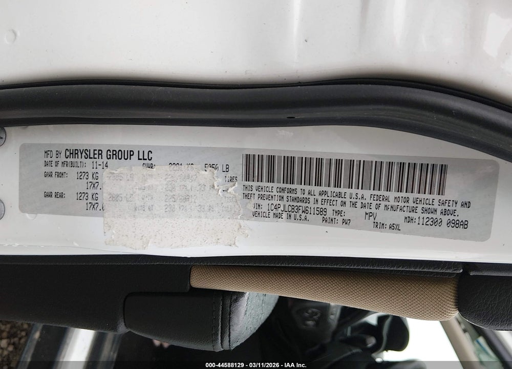 2015 JEEP CHEROKEE LATITUDE VIN: 1C4PJLCB3FW611589
