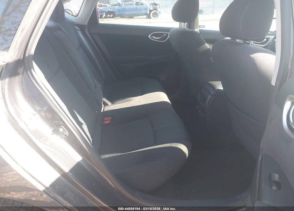2014 NISSAN SENTRA SR VIN: 3N1AB7APXEY234133