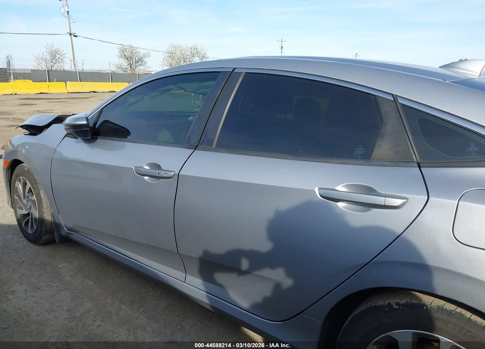 2017 HONDA CIVIC EX VIN: 2HGFC2F7XHH570646