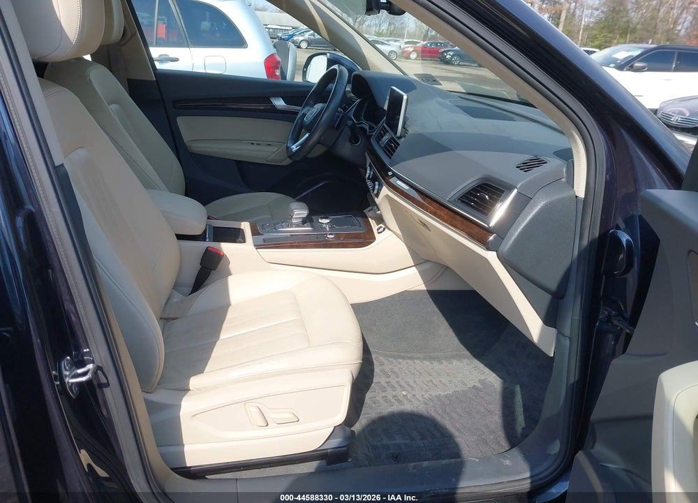 2019 AUDI Q5 45 PREMIUM VIN: WA1BNAFY8K2038168
