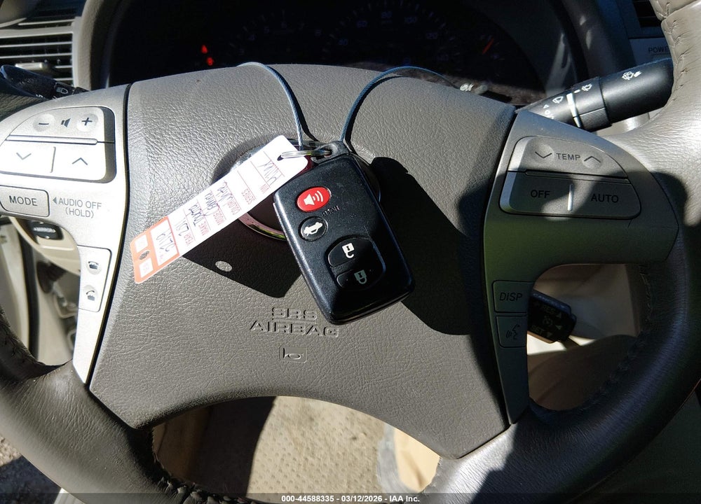 2011 TOYOTA CAMRY XLE V6 VIN: JTNBK3EK8B3051676