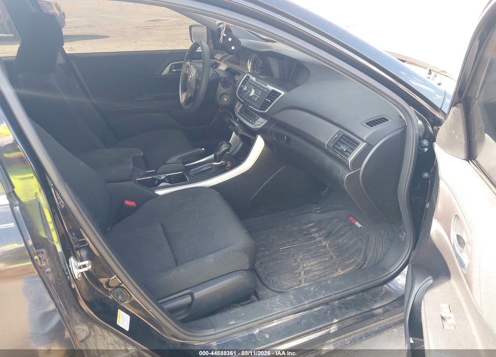 2015 HONDA ACCORD LX VIN: 1HGCR2F37FA187368