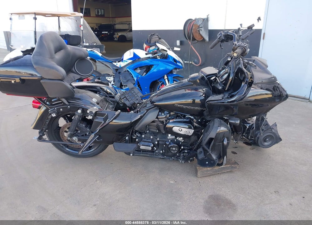 2020 HARLEY-DAVIDSON FLTRK VIN: 1HD1KZF20LB660011