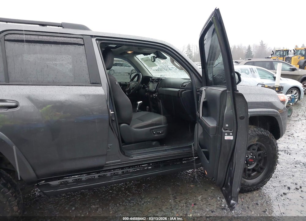 2022 TOYOTA 4RUNNER TRD OFF ROAD PREMIUM VIN: JTERU5JR7N5992214