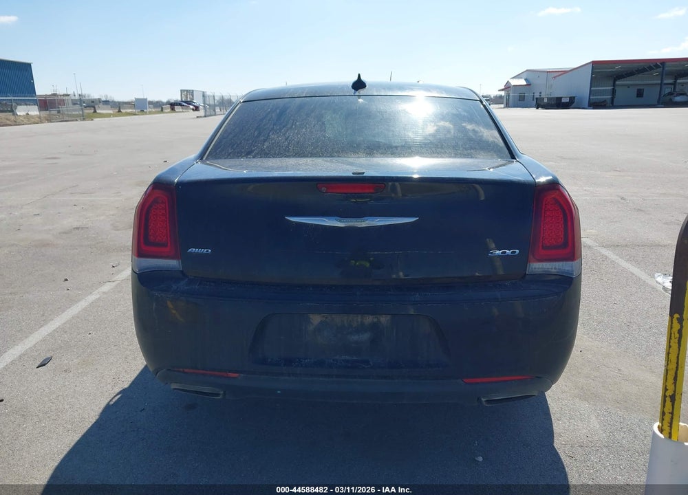 2019 CHRYSLER 300 TOURING AWD VIN: 2C3CCARG9KH581205