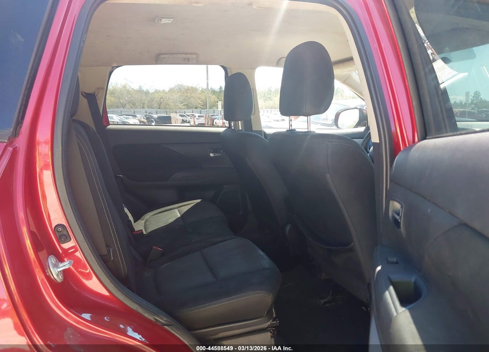 2018 MITSUBISHI OUTLANDER ES VIN: JA4AD2A36JZ054777